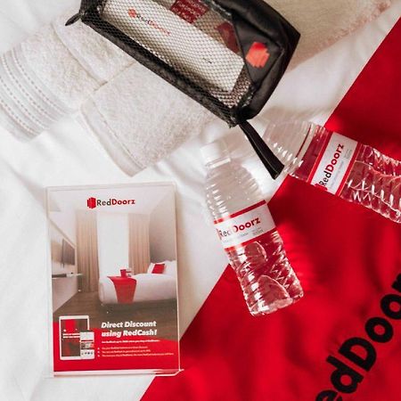 Reddoorz Syariah @ Bondowoso City Center Eksteriør billede